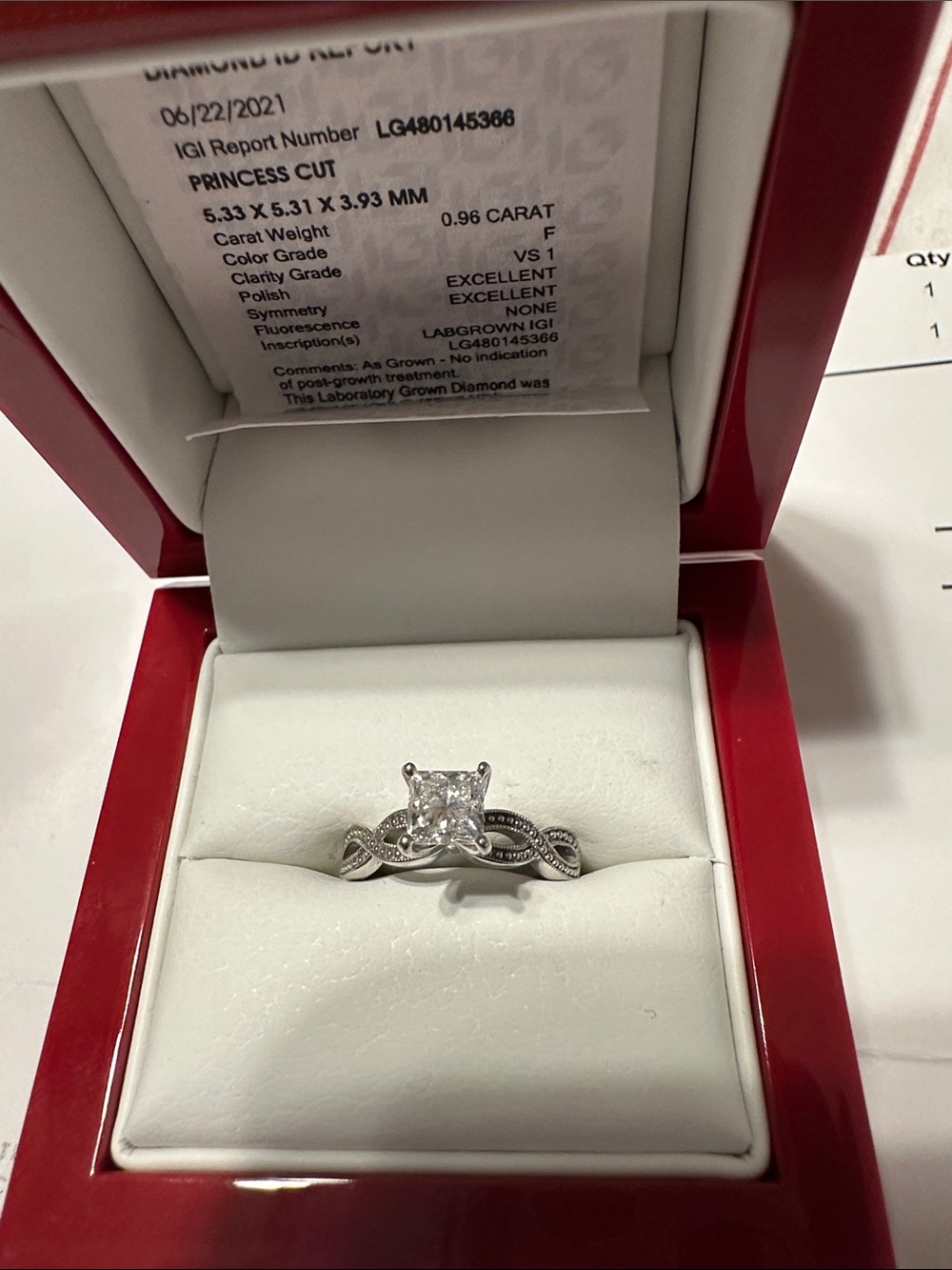 Diamond Engagement Ring 💍